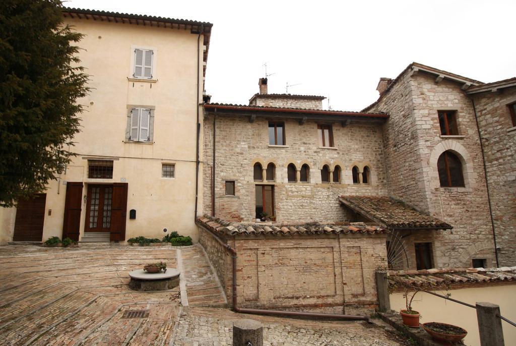 Vescovado 7 Gubbio Exterior foto