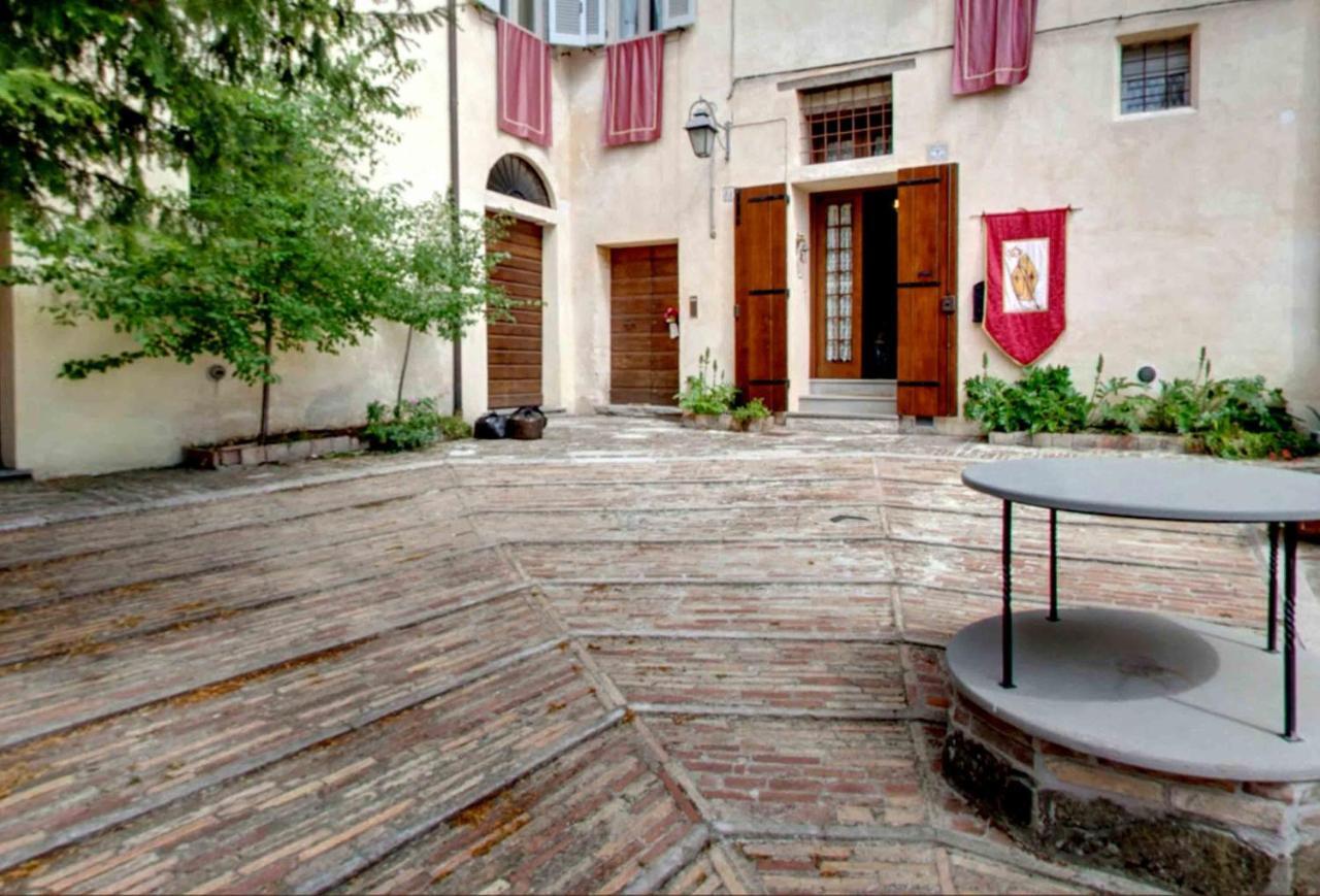 Vescovado 7 Gubbio Exterior foto